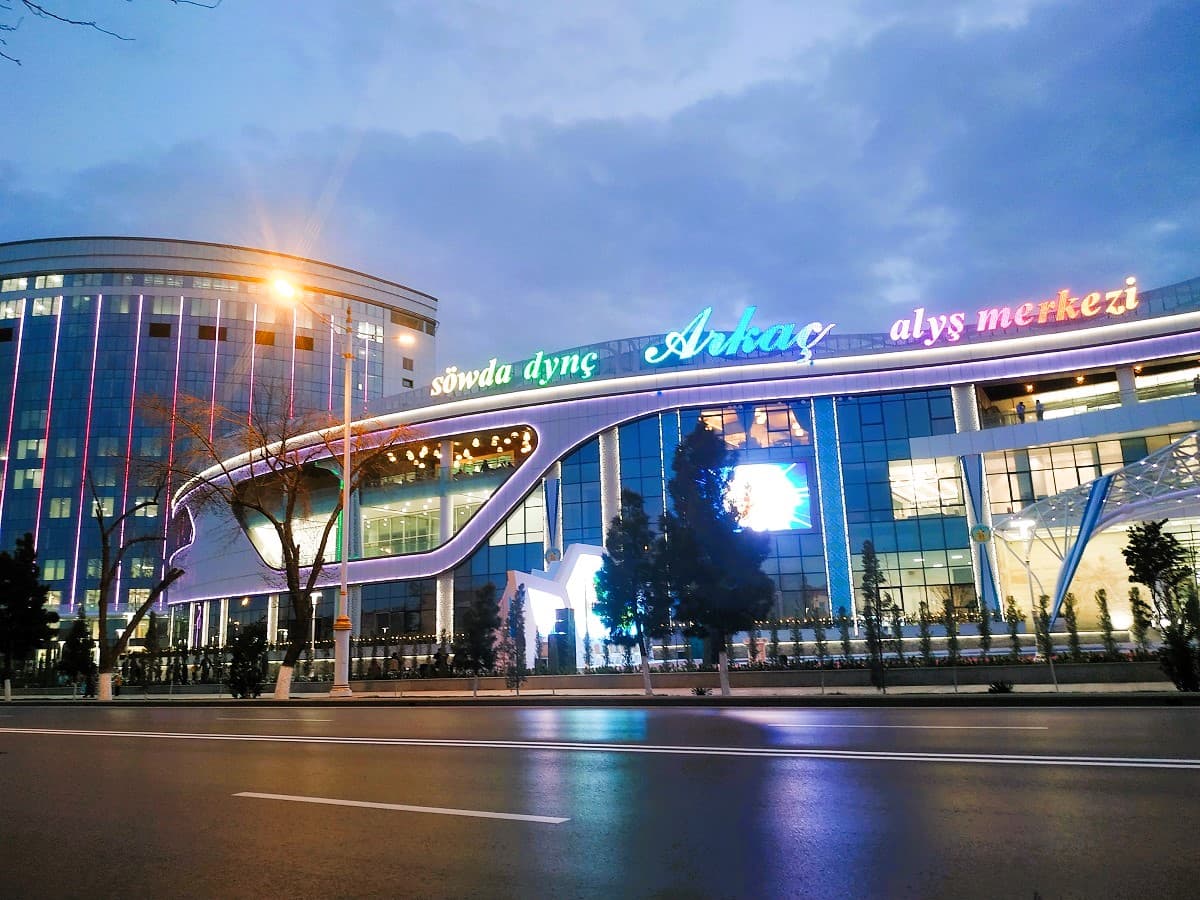 venecianskaya-san-marco-group-otkryla-shou-rum-v-ashhabade