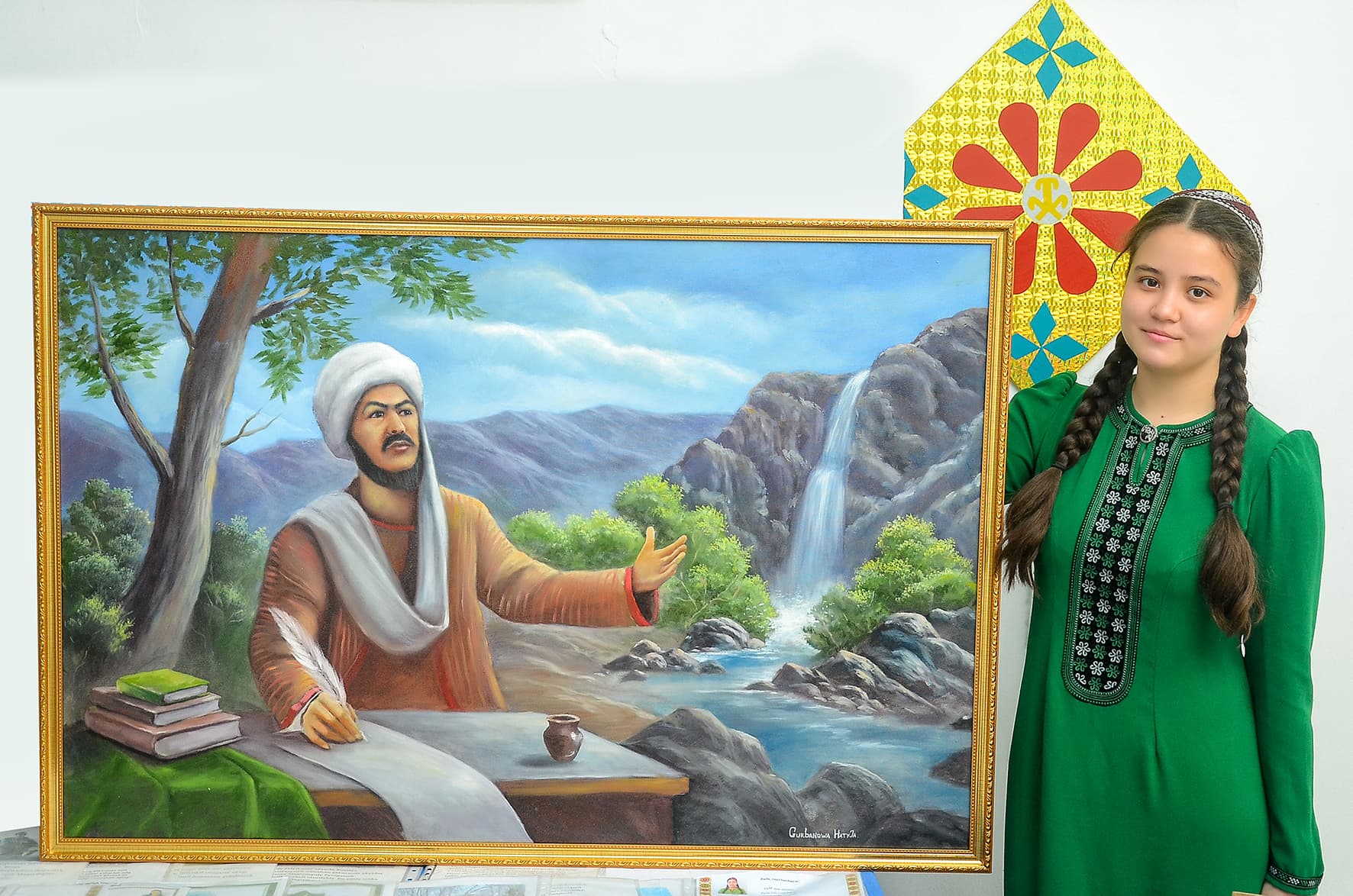 yunaya-hudozhnica-iz-balkanabata-podhvatila-estafetu-podari-shkole-svoe-proizvedenie