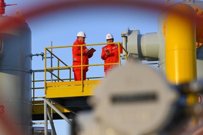 filial-kitajskoj-nacionalnoj-neftegazovoj-korporacii-internacional-obyavlyaet-tender-na-postavku-transportnyh-sredstv