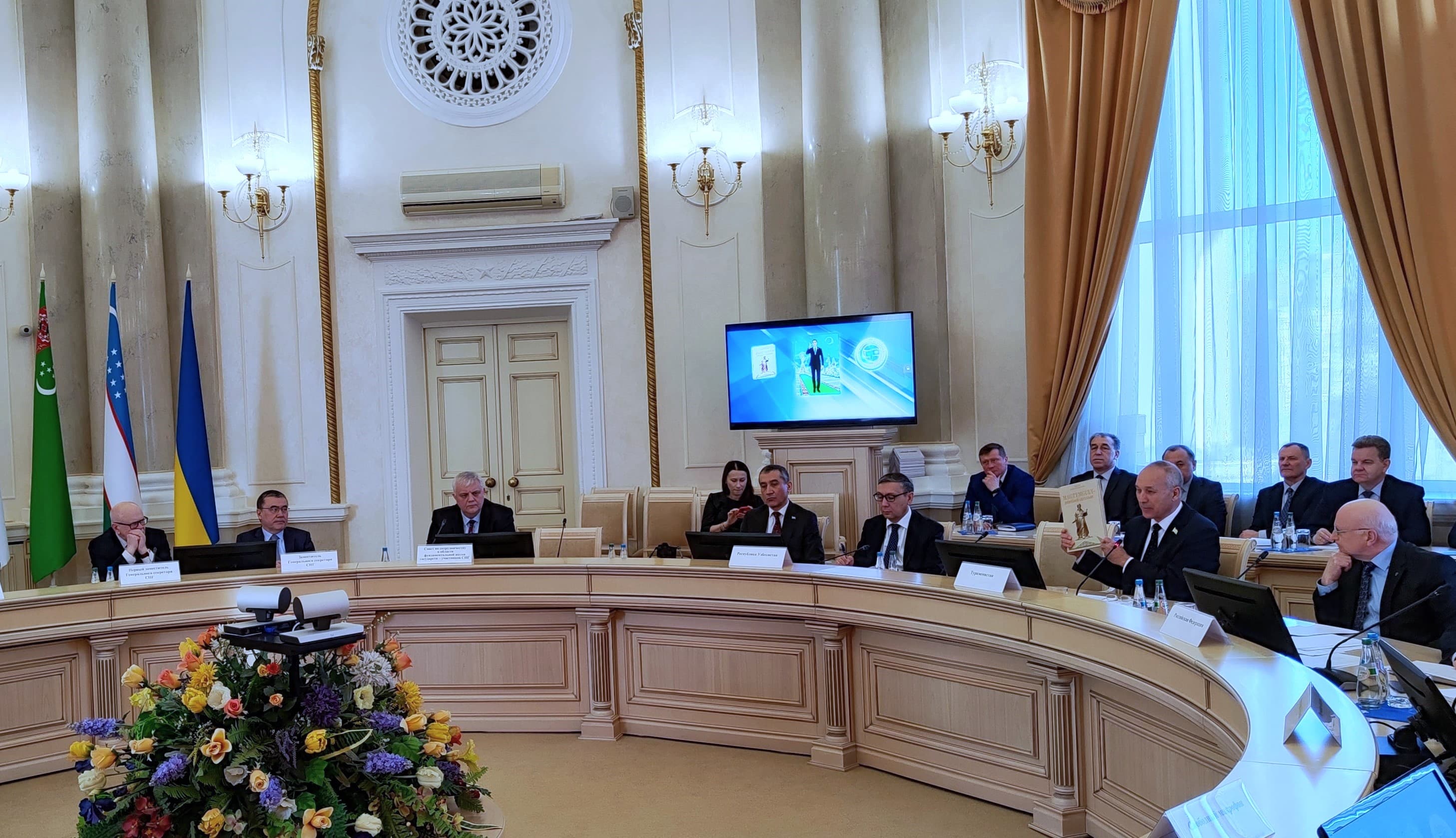 Permanent Representatives reviewed the draft agenda of the CIS Council of Heads of Government meeting