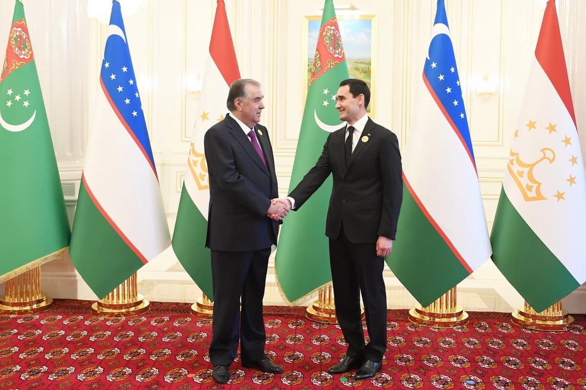 Serdar Berdimuhamedov Congratulated Emomali Rahmon on His Birthday.