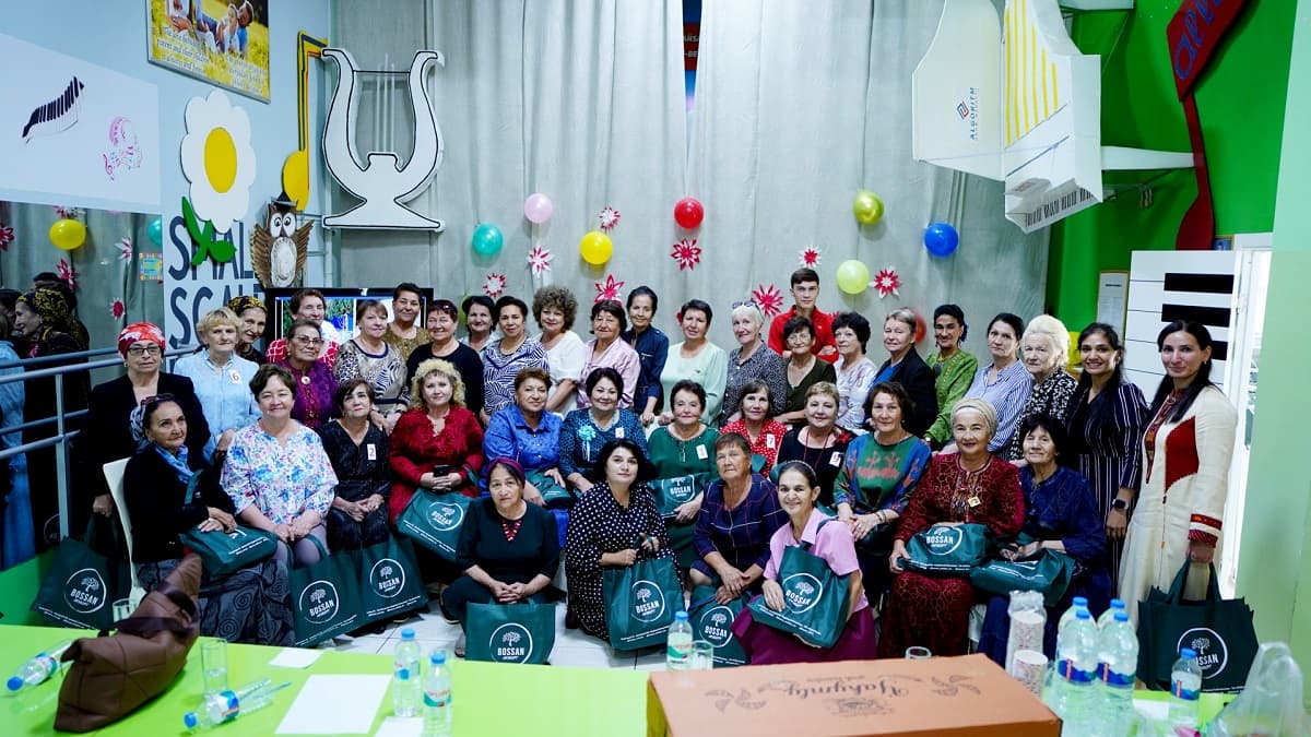 A Festival of Wisdom and Music was Held in Mary, Featuring the "Come on, Grandmothers!" Competition and a Scarf Battle.