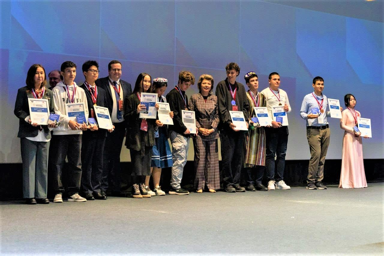 A Turkmen Schoolboy Won a Prize at the International Russian Language Olympiad in Moscow