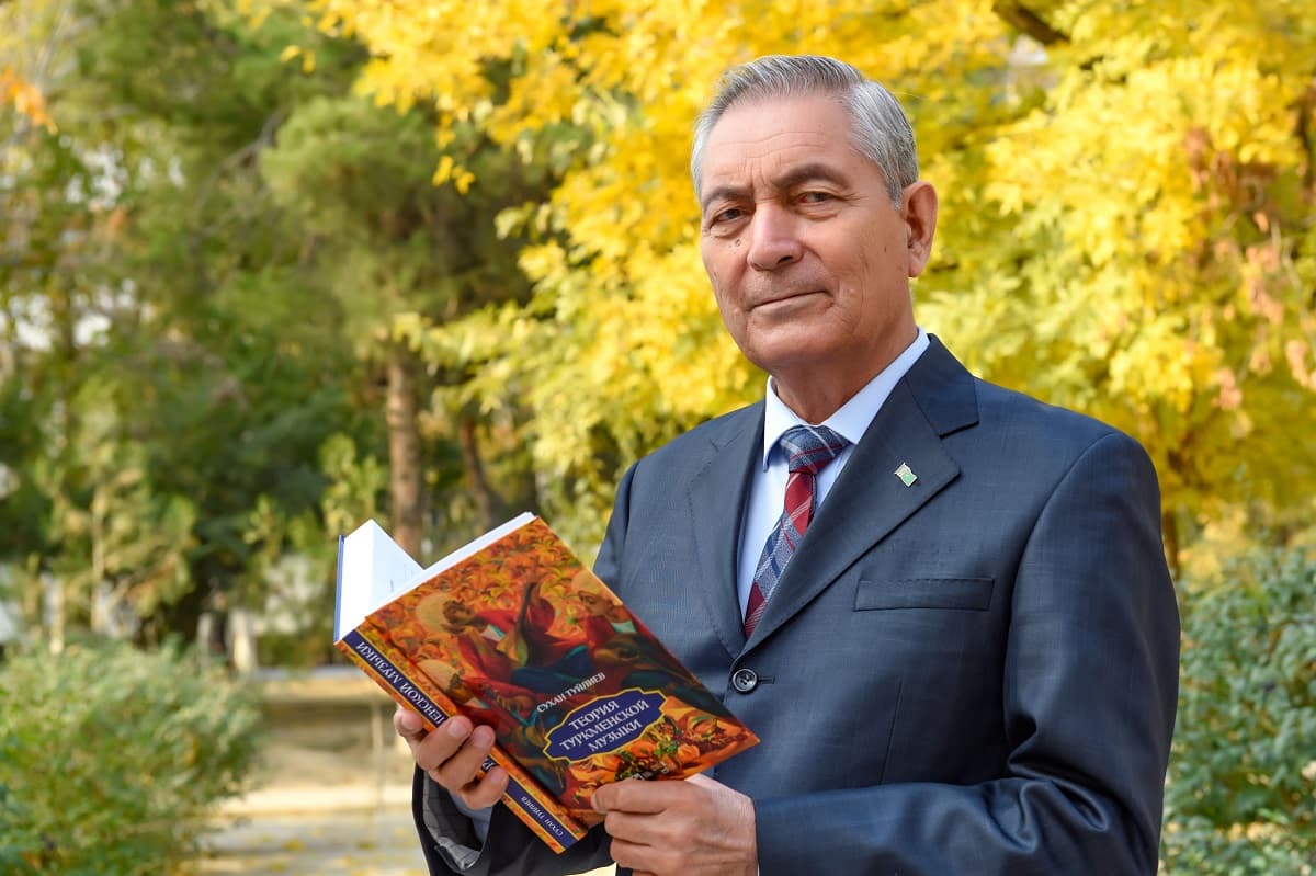 kompozitor-suhan-tujliev-ashhabad-koncert