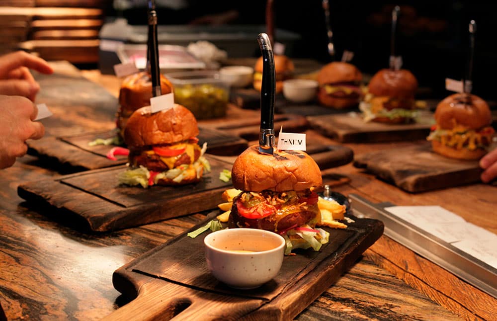 iskusstvennoe-myaso-zavoevyvaet-rynok-zachem-i-iz-chego-ego-proizvodyat