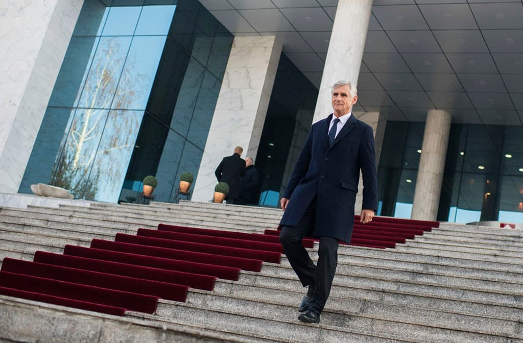 glava-mid-avstrii-priedet-s-vizitom-v-ashhabad