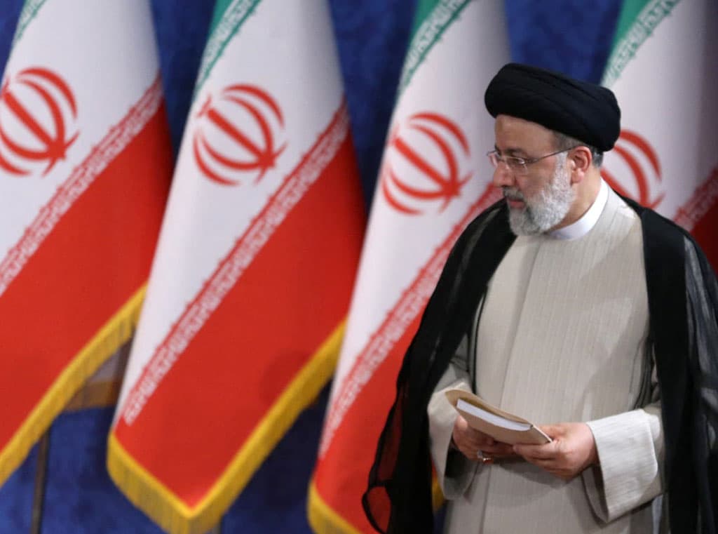 prezident-irana-otpravitsya-v-turkmenistan-dlya-uchastiya-v-sammite-oes