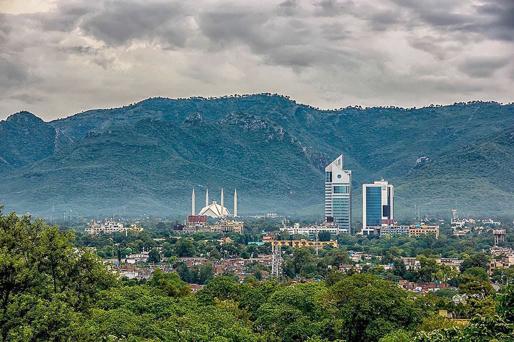 Pakistan is interested in developing trade relations with Turkmenistan