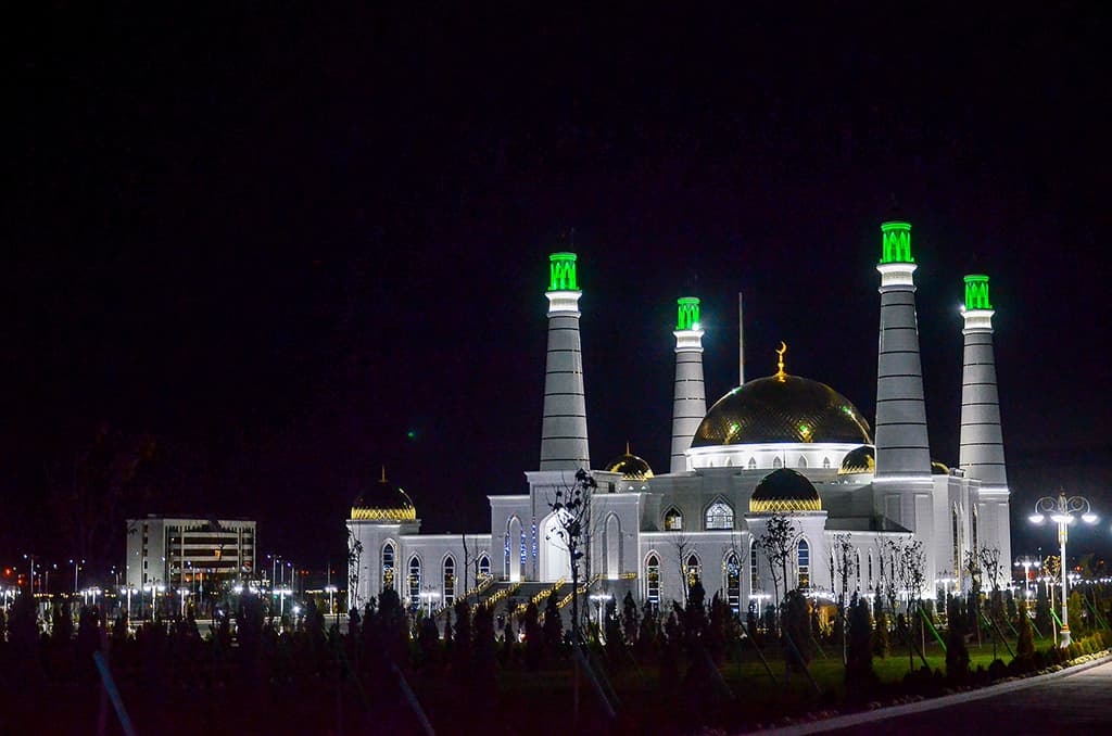 New mosques to be built in all five regions of the country