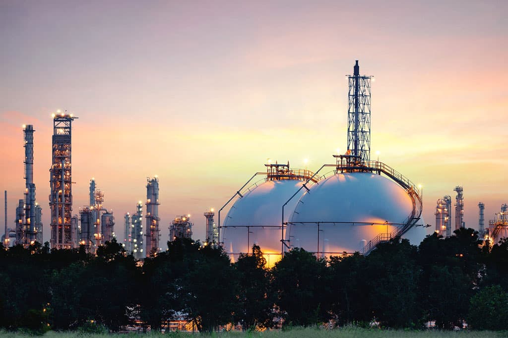 Нефтегазовый сектор становится локомотивом «нулевого» тренда