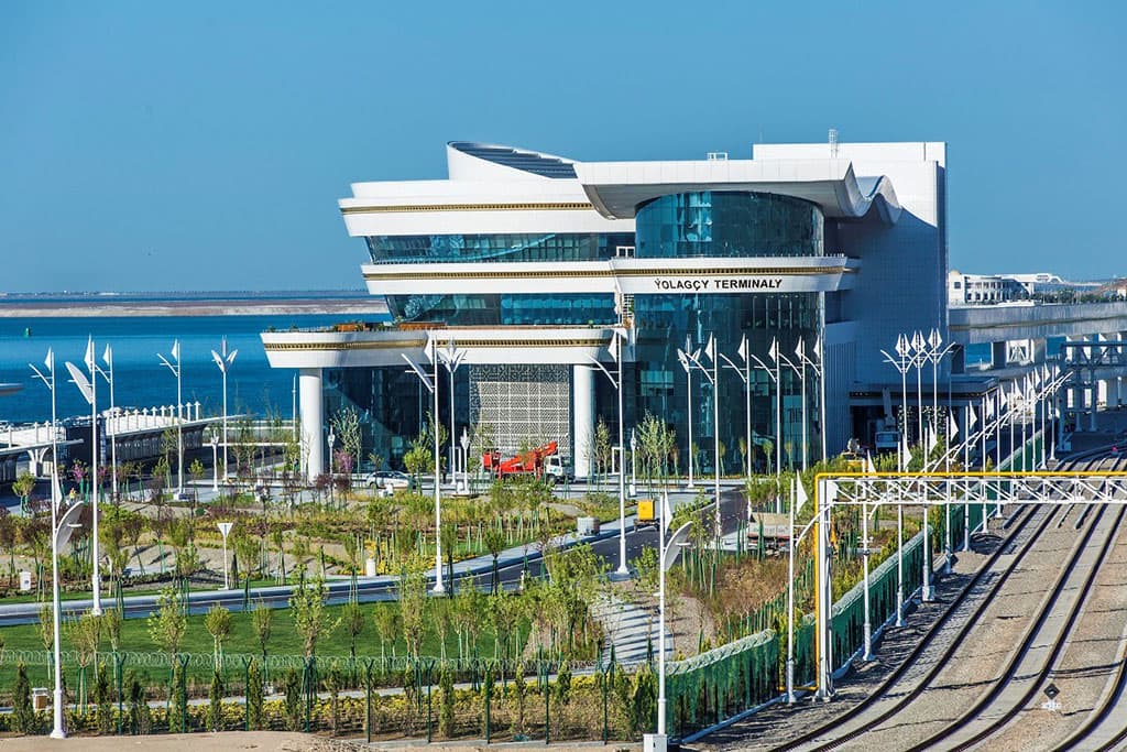 prospects-transport-complex-turkmenistan-were-discussed-sectoral-meeting