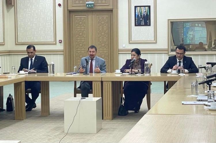 Туркменские дипломаты и страновая команда ООН обсудили партнерство в достижении ЦУР