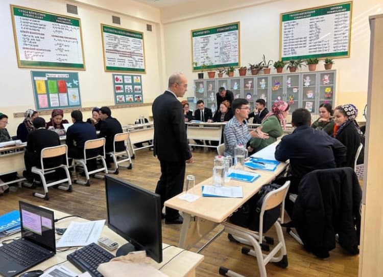 В Туркменистане внедряют новую информационную систему управления образованием