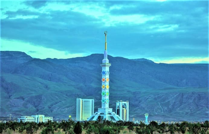 v-turkmenistane-uchrezhden-vysshij-organ-narodovlastiya-halk-maslahaty