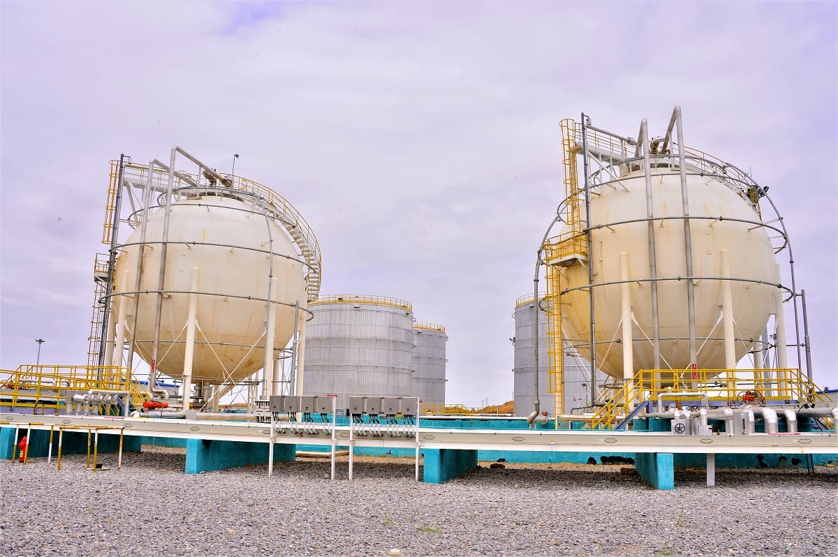 turkmenistan-bezvozmezdno-peredast-uzbekistanu-partiyu-szhizhennogo-gaza-v-kachestve-pomoshchi