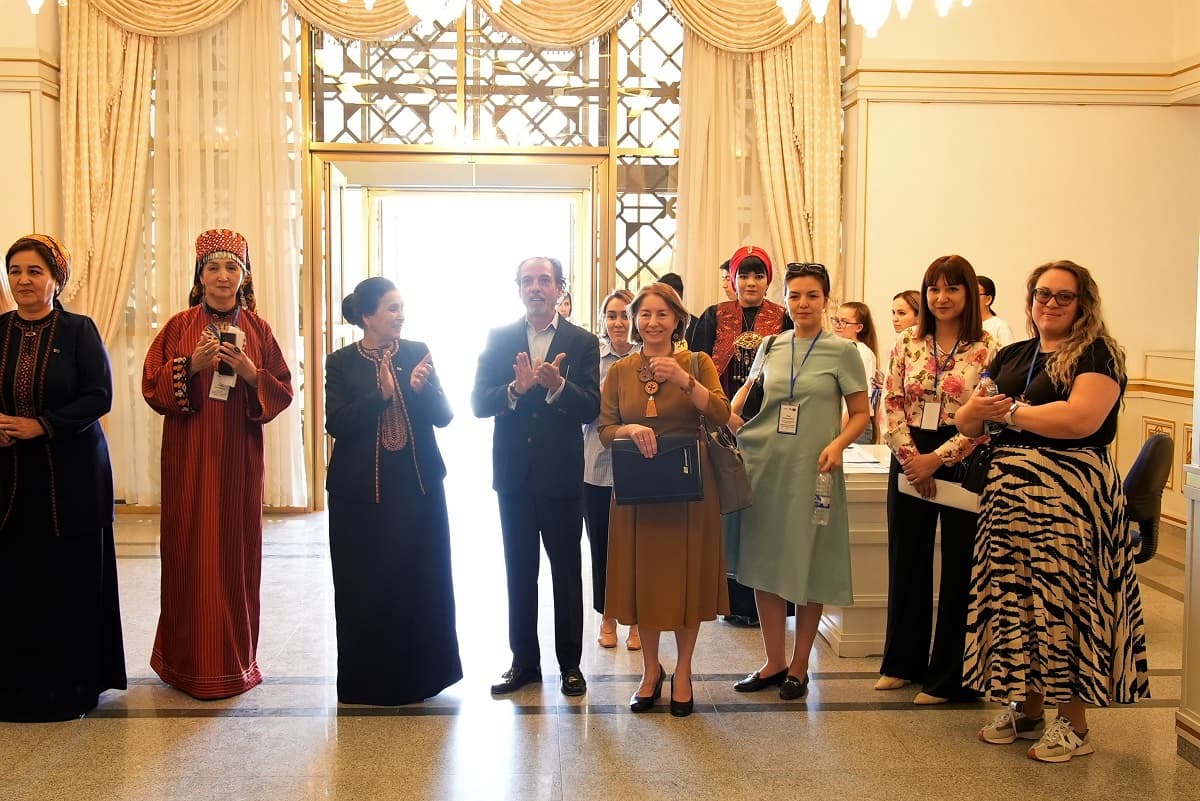 v-lebapskom-regione-zapustili-programmu-handmade-exports