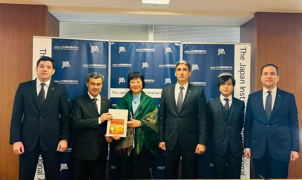 Дипломатические школы Туркменистана и Японии обсудили запуск программы обмена экспертами
