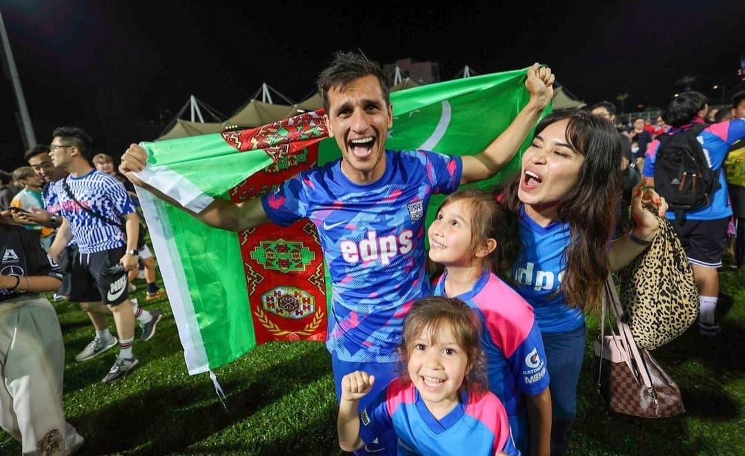turkmen-football-player-about-life-hong-kong-gifts-wife-and-arrival-ashgabat