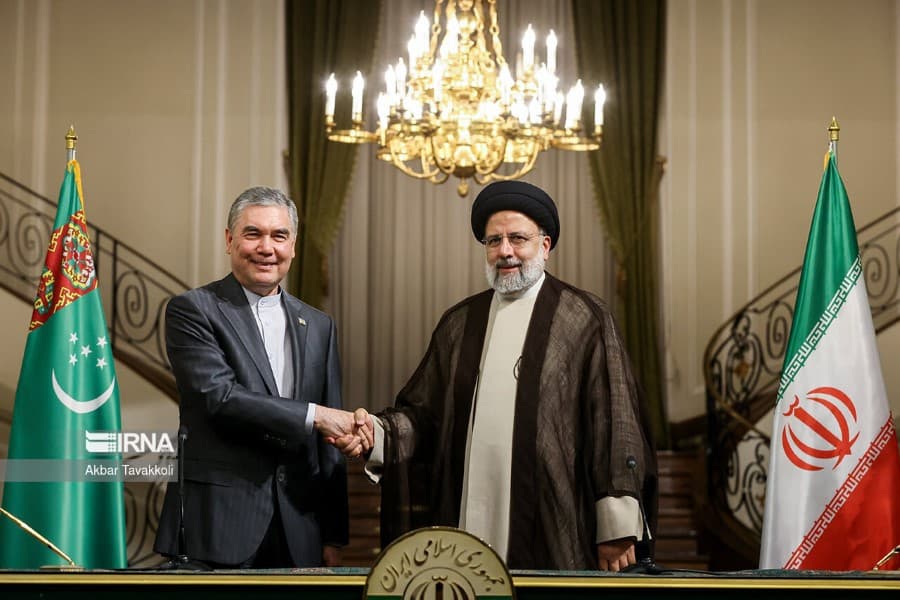 ashhabad-predlozhil-tegeranu-regulyarno-organizovyvat-vizity-delegacij-ministerstv-dvuh-stran