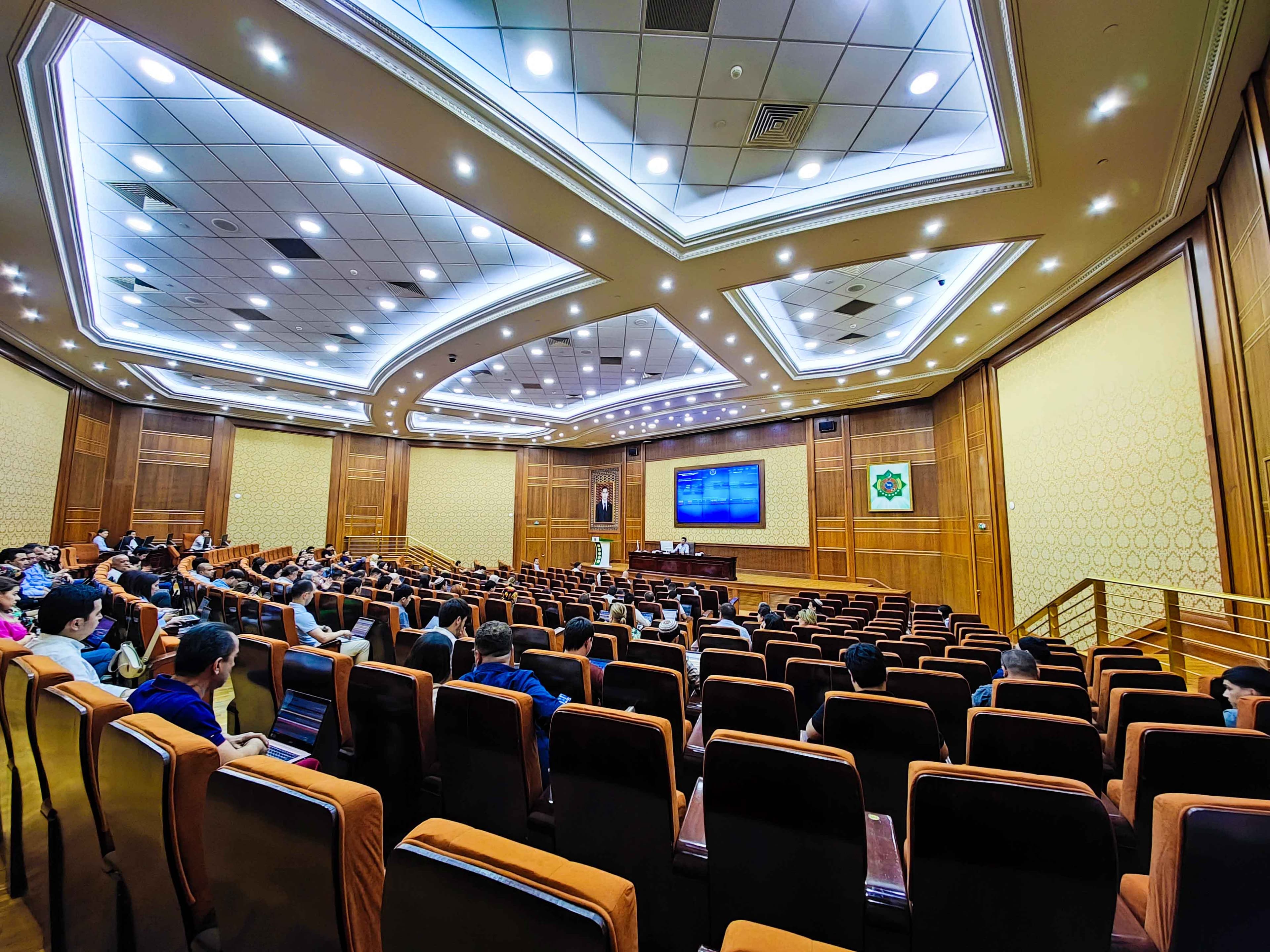 torgi-na-gtsbt-na-eksport-realizovany-mahrovye-izdeliya-pochti-na-300-tysyach