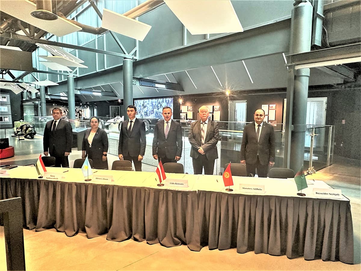 Transport departments of Central Asian countries and Latvia have adopted a communique on cooperation