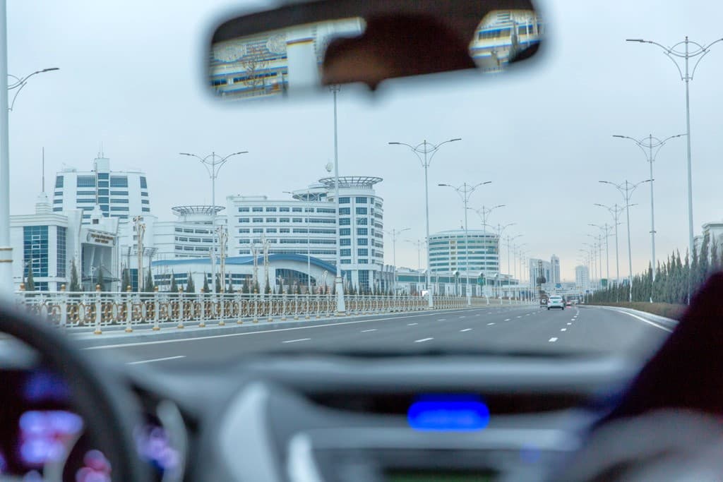 The Çapar application allows you to track the presence of traffic police fines and pay them