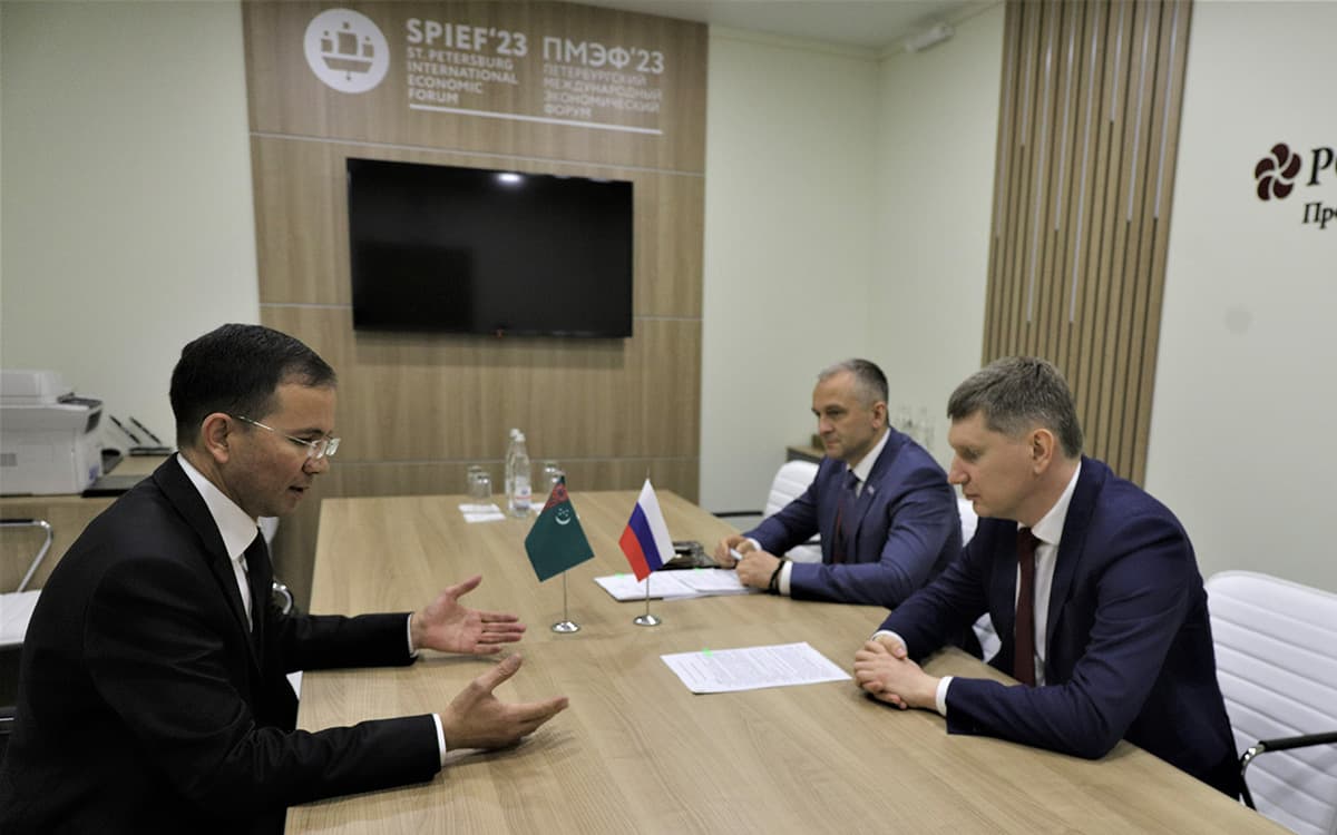 The head of the delegation of Turkmenistan at the SPIEF met with the Minister of Economic Development of the Russian Federation
