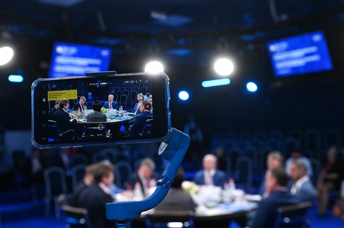 Training of specialists capable of creating unique products was discussed at SPIEF-2023
