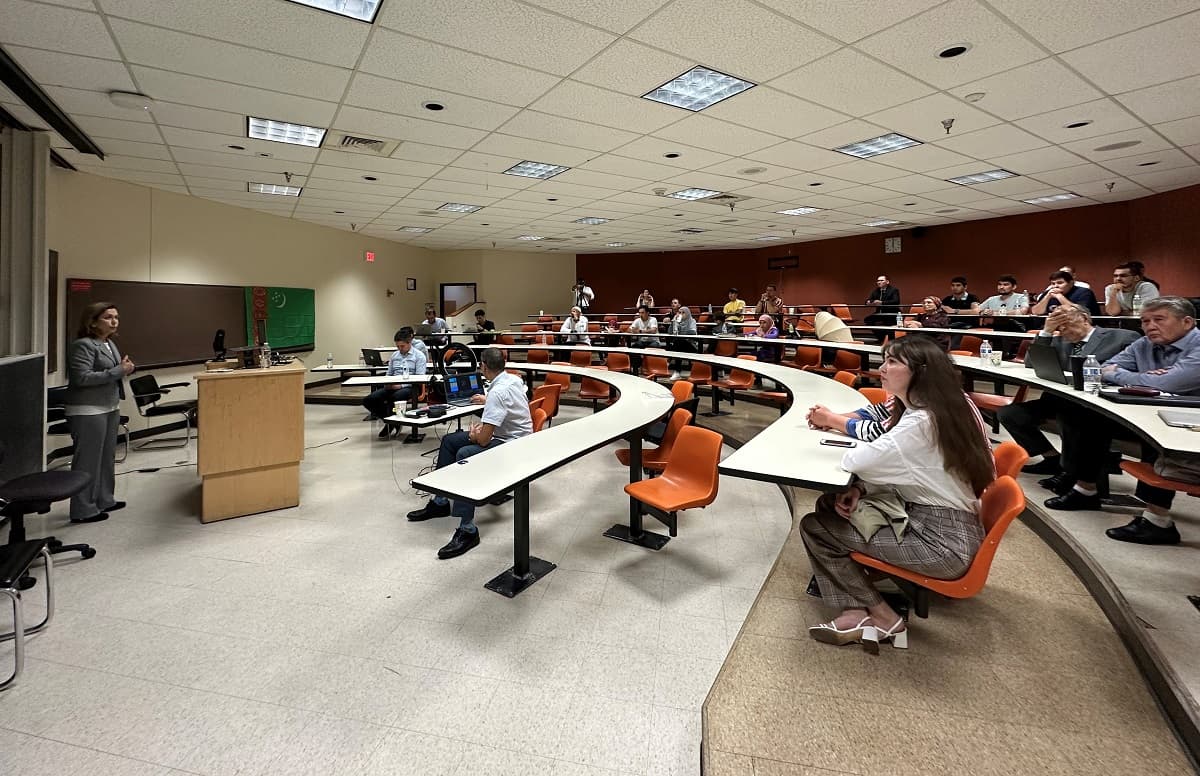 The symposium of the Turkmen-American Association of Scientists was held at the University of Texas