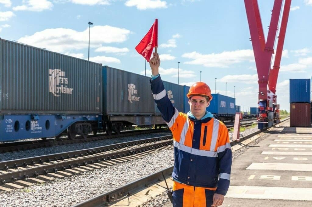 The first container train has been sent from the Southern Urals to Saudi Arabia through Turkmenistan