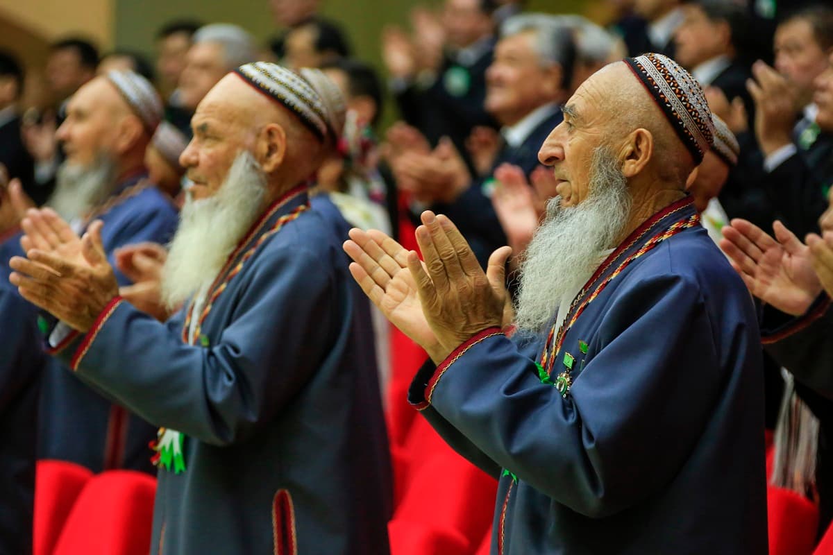 Turkmenistan to introduce personal pensions for special merits