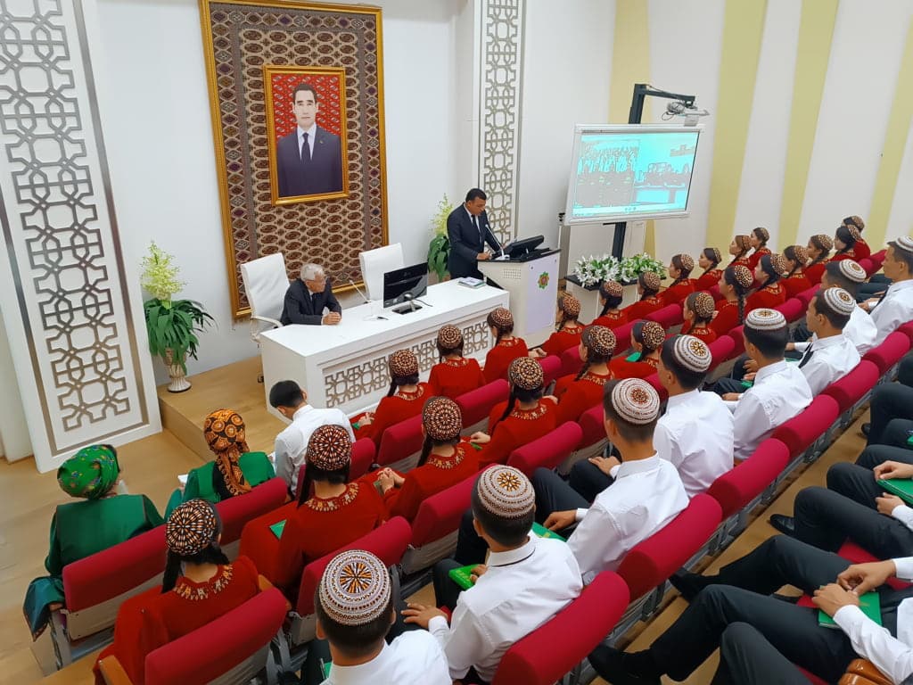Improvement of training of engineering and technical personnel was discussed in Ashgabat