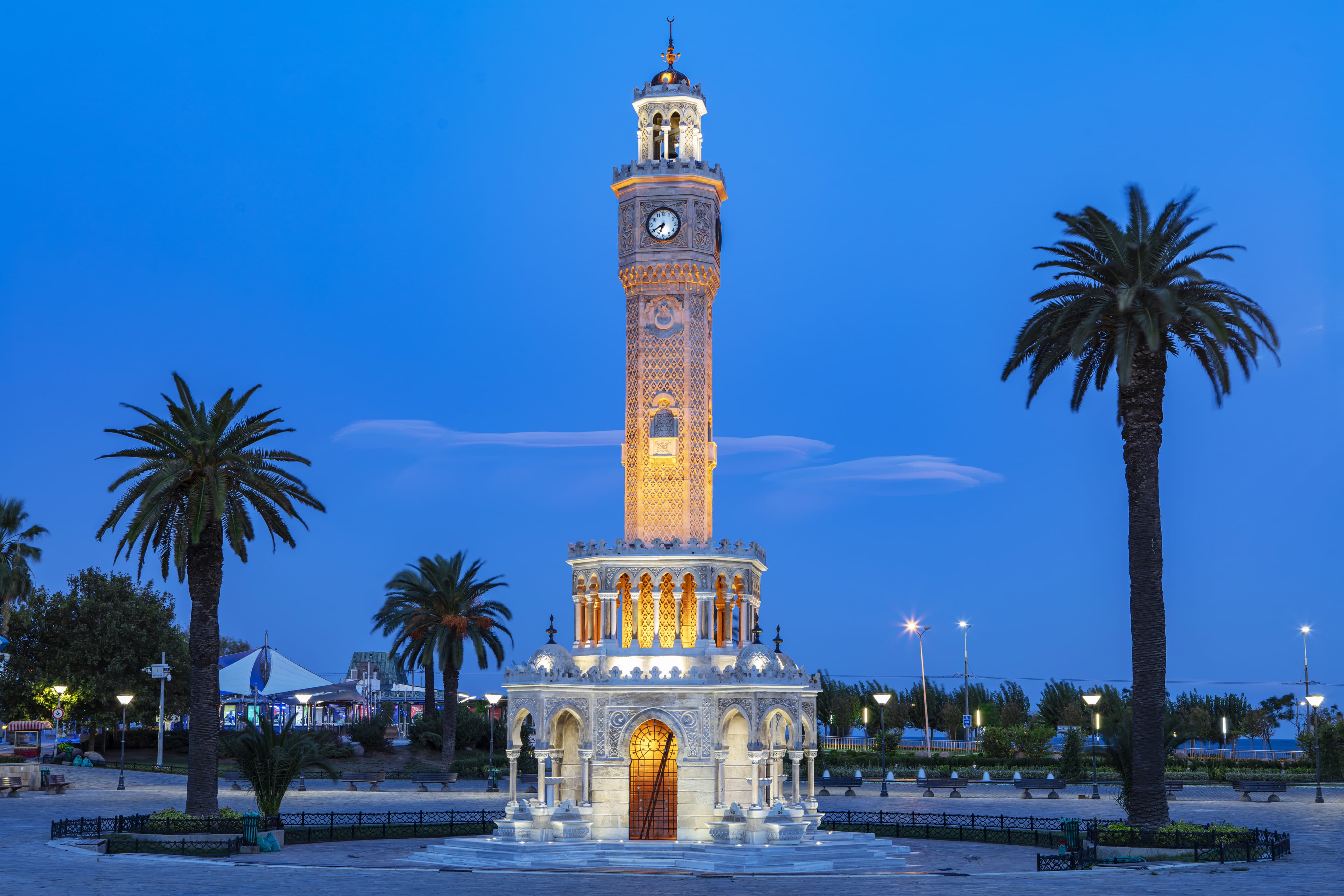 izmir-among-top-ten-cities-according-popular-travel-guide-world