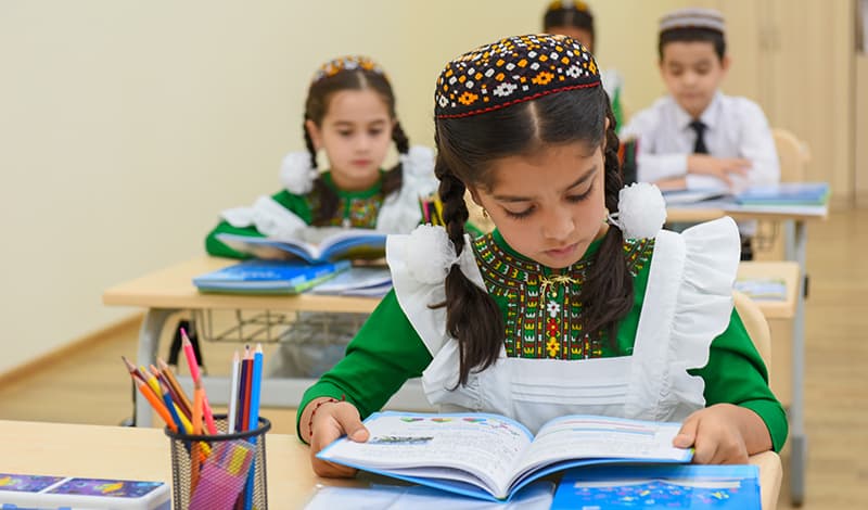 A 1,200-student  school and a dormitory will be built in the Ahal village of Bokurdak