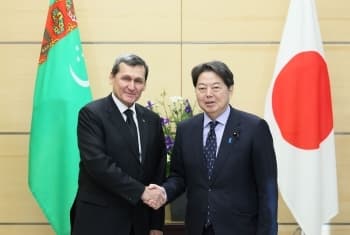 Deputy Prime Minister of Turkmenistan met with Secretary General of the Cabinet of Ministers of Japan