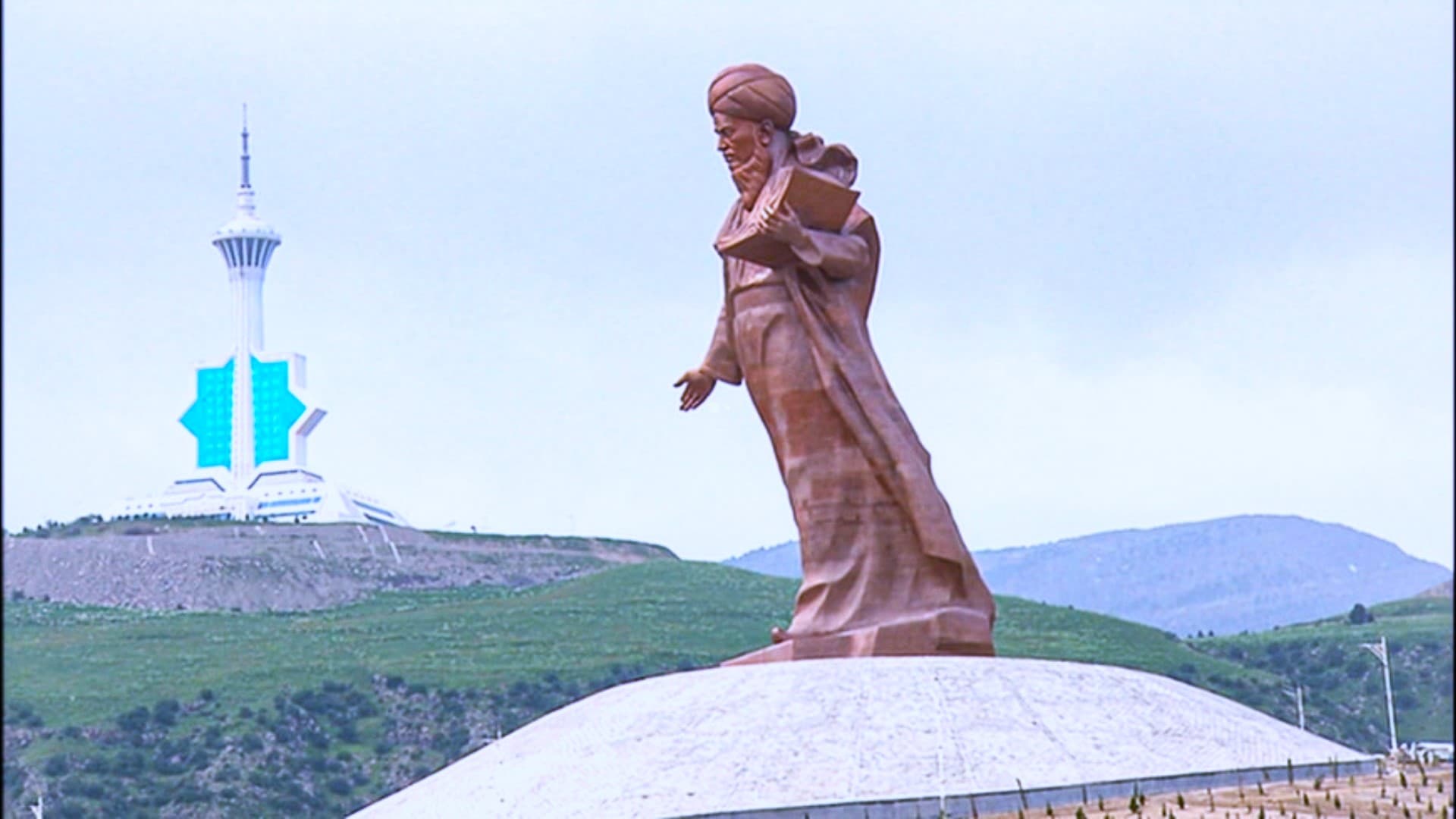 rzhd-logistika-realizovala-proekt-po-dostavke-granitnyh-plit-dlya-kulturno-parkovogo-kompleksa-v-ashhabade