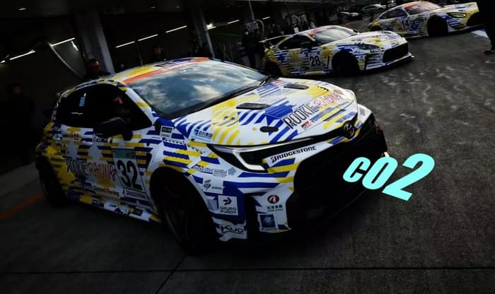 toyota-testiruet-avtomobilnye-filtry-dlya-sbora-co2-vo-vremya-ezdy