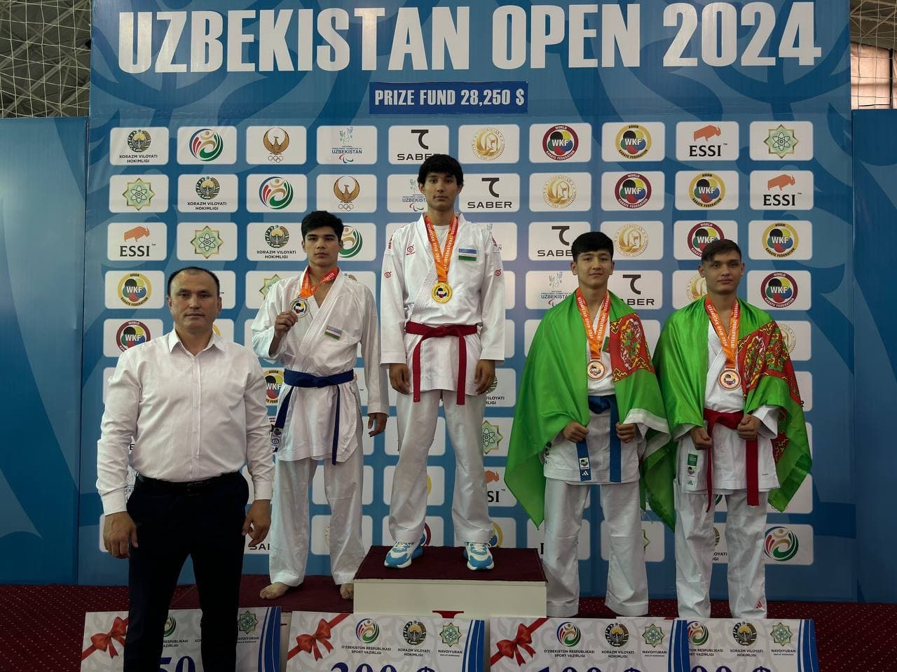 Туркменские спортсмены завоевали 23 награды на 1-м международном турнире по WKF Карате в Ургенче