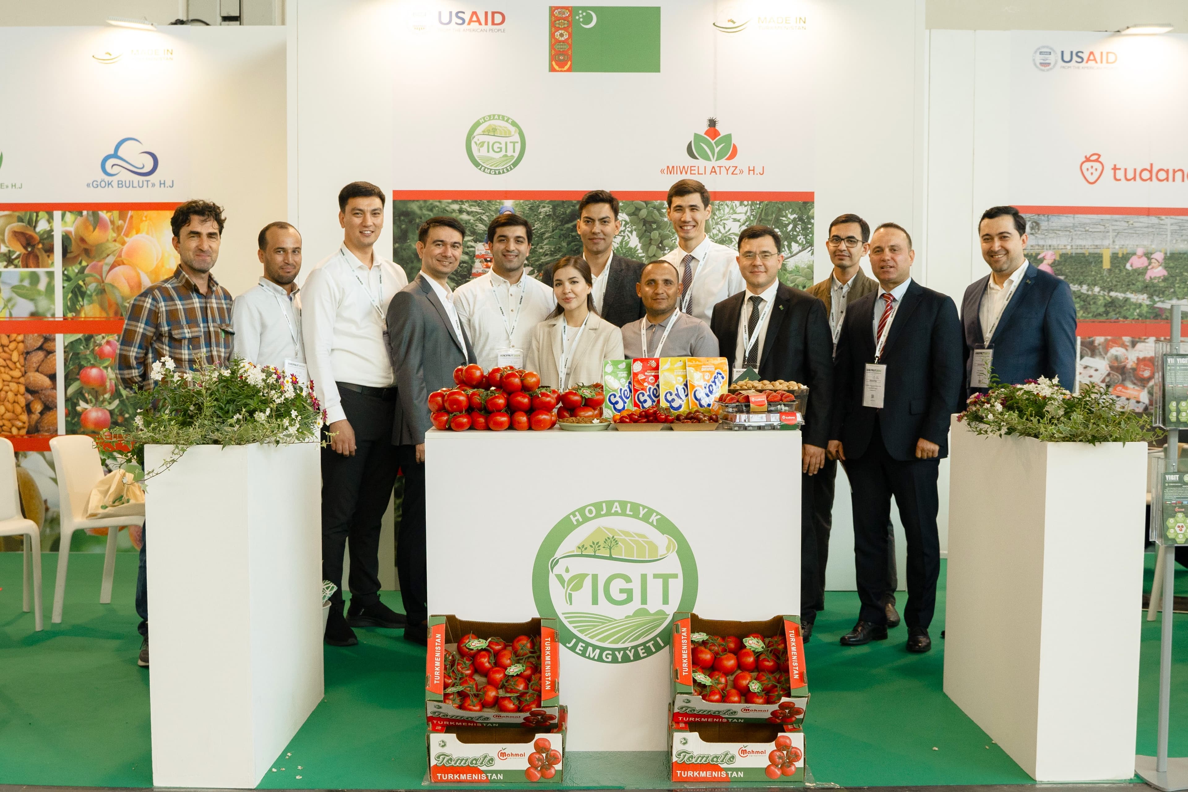 national-stand-turkmenistan-macfrut-2024-exhibition