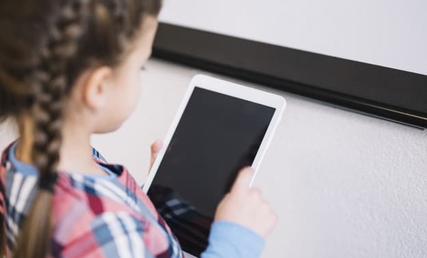 russia-they-proposed-create-childrens-sim-cards