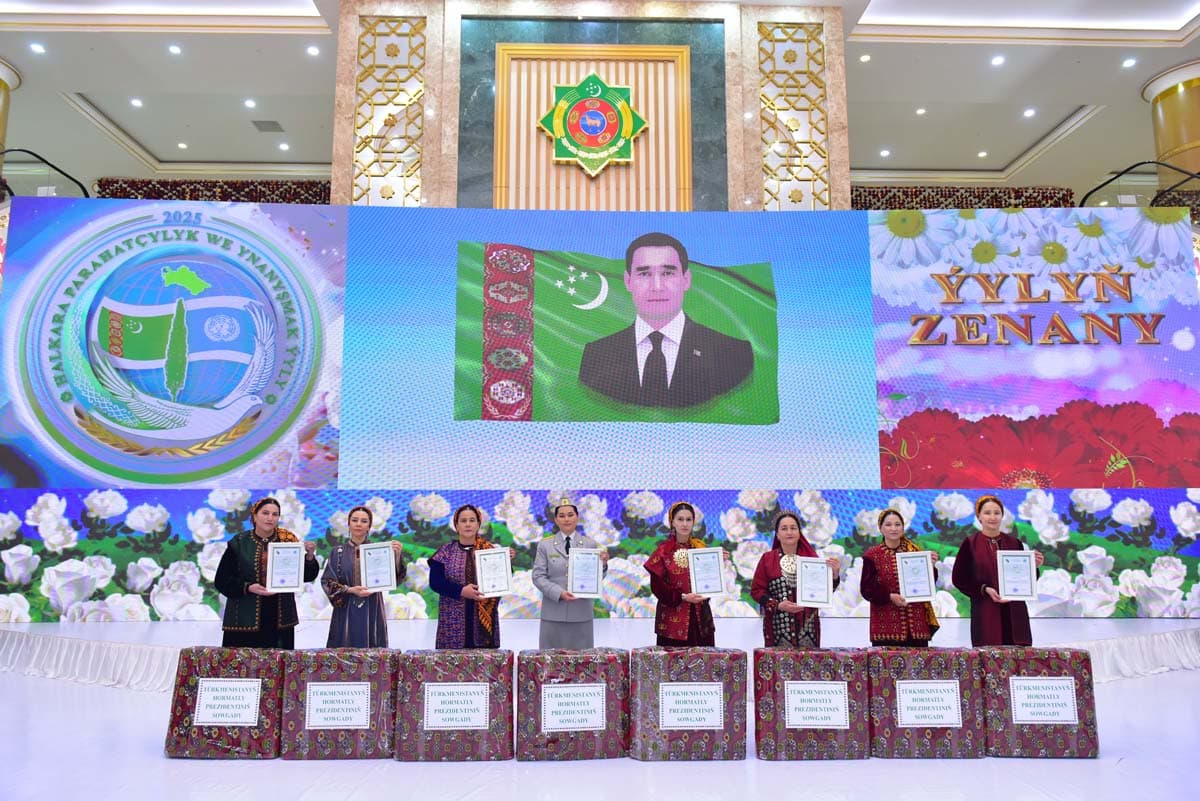 Results of the "Woman of the Year" competition announced in Turkmenistan