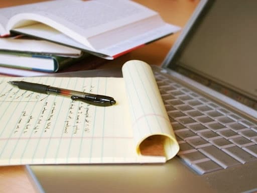 Turkmen State Institute of Finance invites students to participate in an article writing competition
