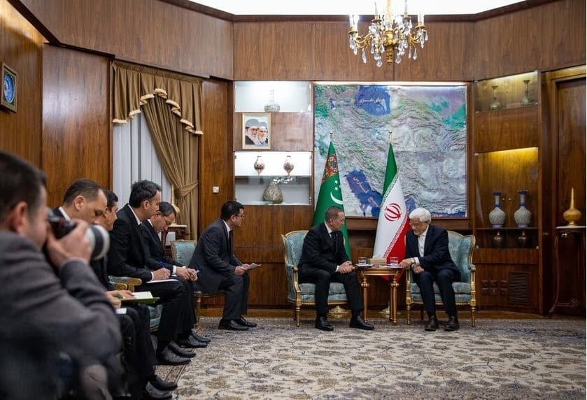 Iran and Turkmenistan aim to deepen trade and economic ties