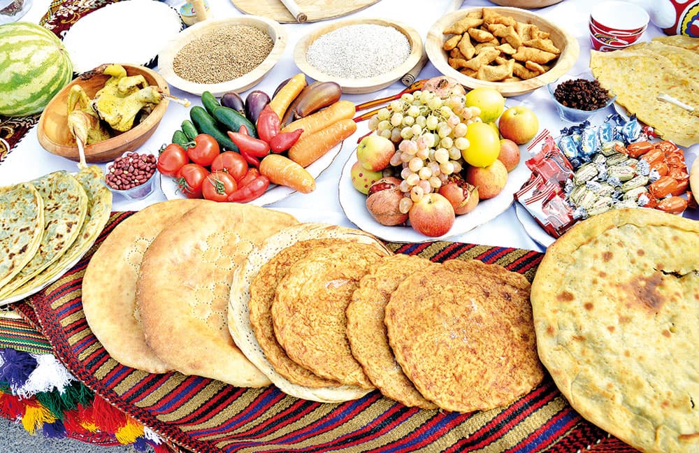 supra-symbol-unity-traditions-feasting-and-hospitality