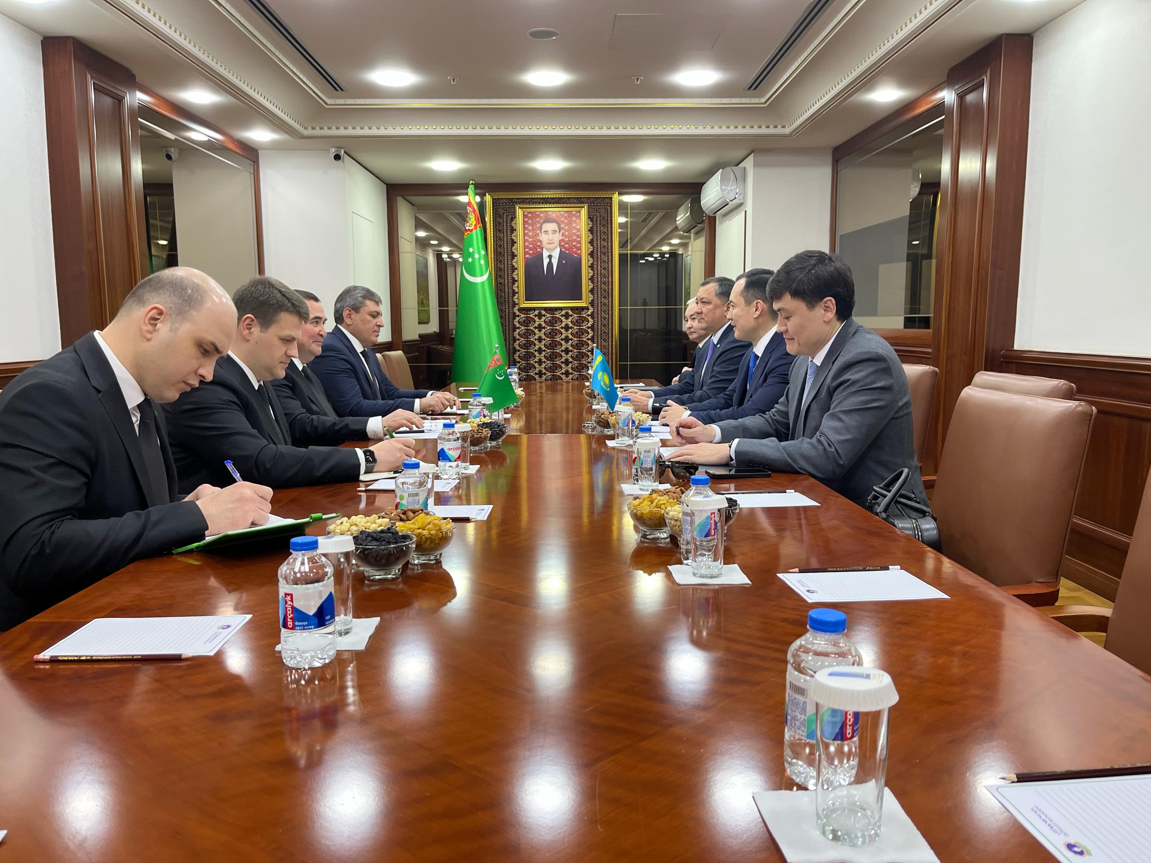 Turkmengas and QazaqGaz discussed gas imports and joint geological exploration projects