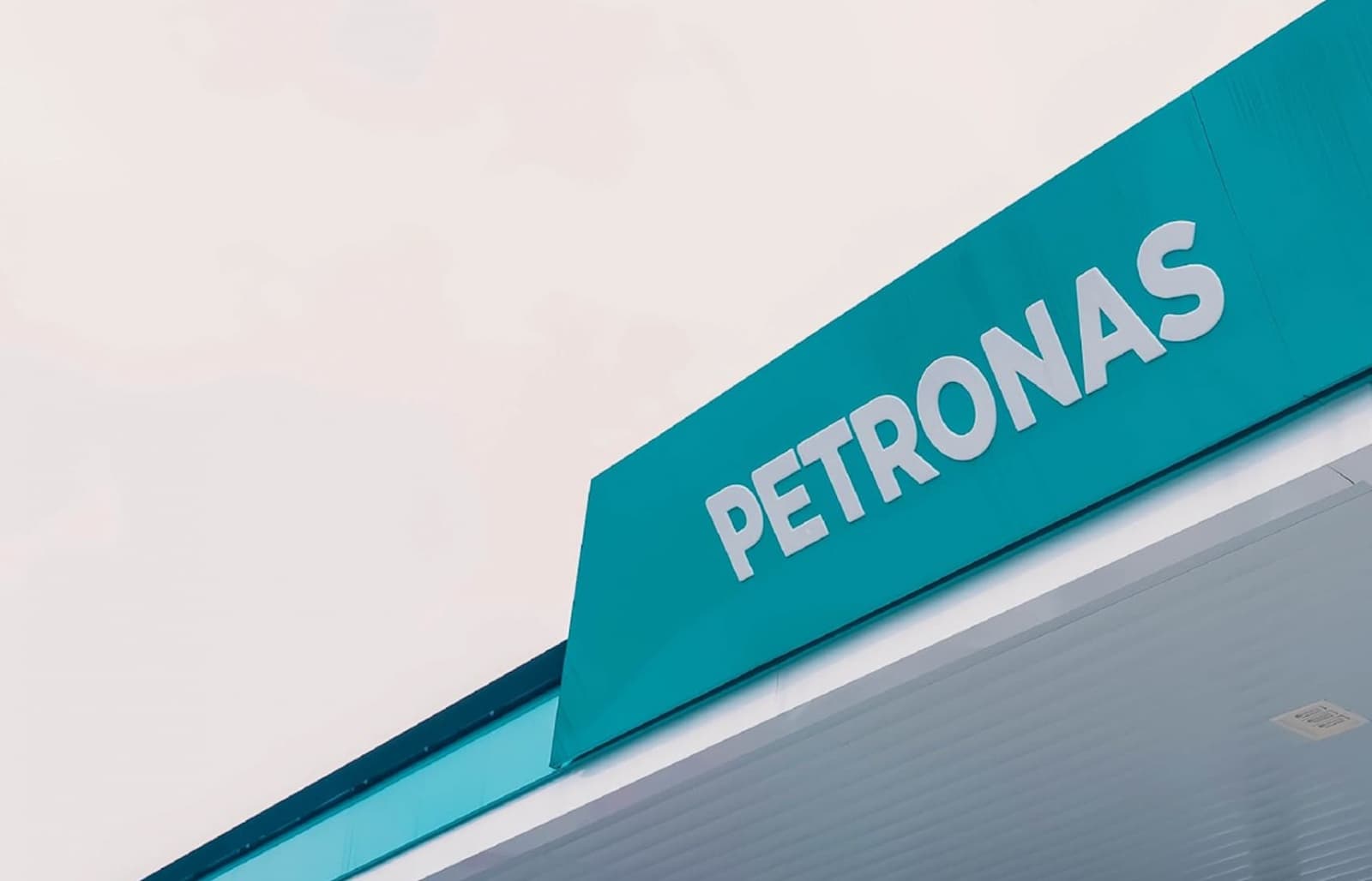 otkryt-priyom-zayavok-na-stipendiyu-kompanii-petronas