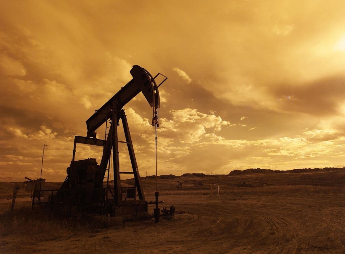 Нефтяной рынок ожидает рост предложения в мае