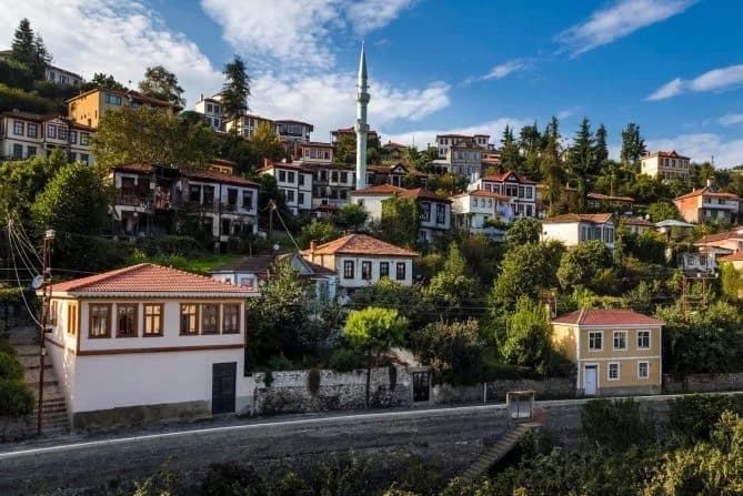 trabzon-city-guide-through-eyes-turkmen-journalists