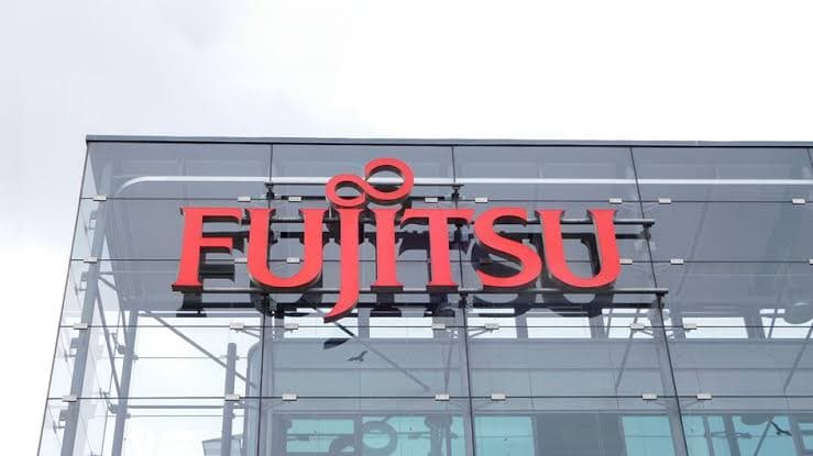 Fujitsu unveils the world’s lightest laptop