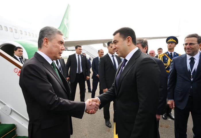gurbanguly-berdimuhamedov-arrives-azerbaijan-attend-12th-summit-turkic-states